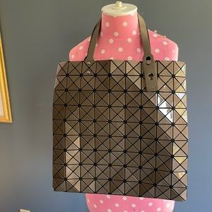 Bao Bao Issey Miyake Prism tote bag . Bronze.excellent condition